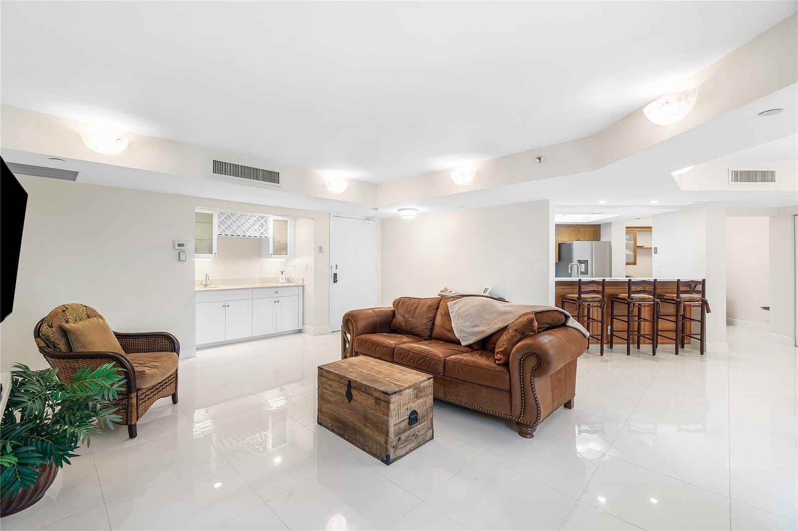 100 SE 5th Avenue 110, Boca Raton, FL 33432 photo 2