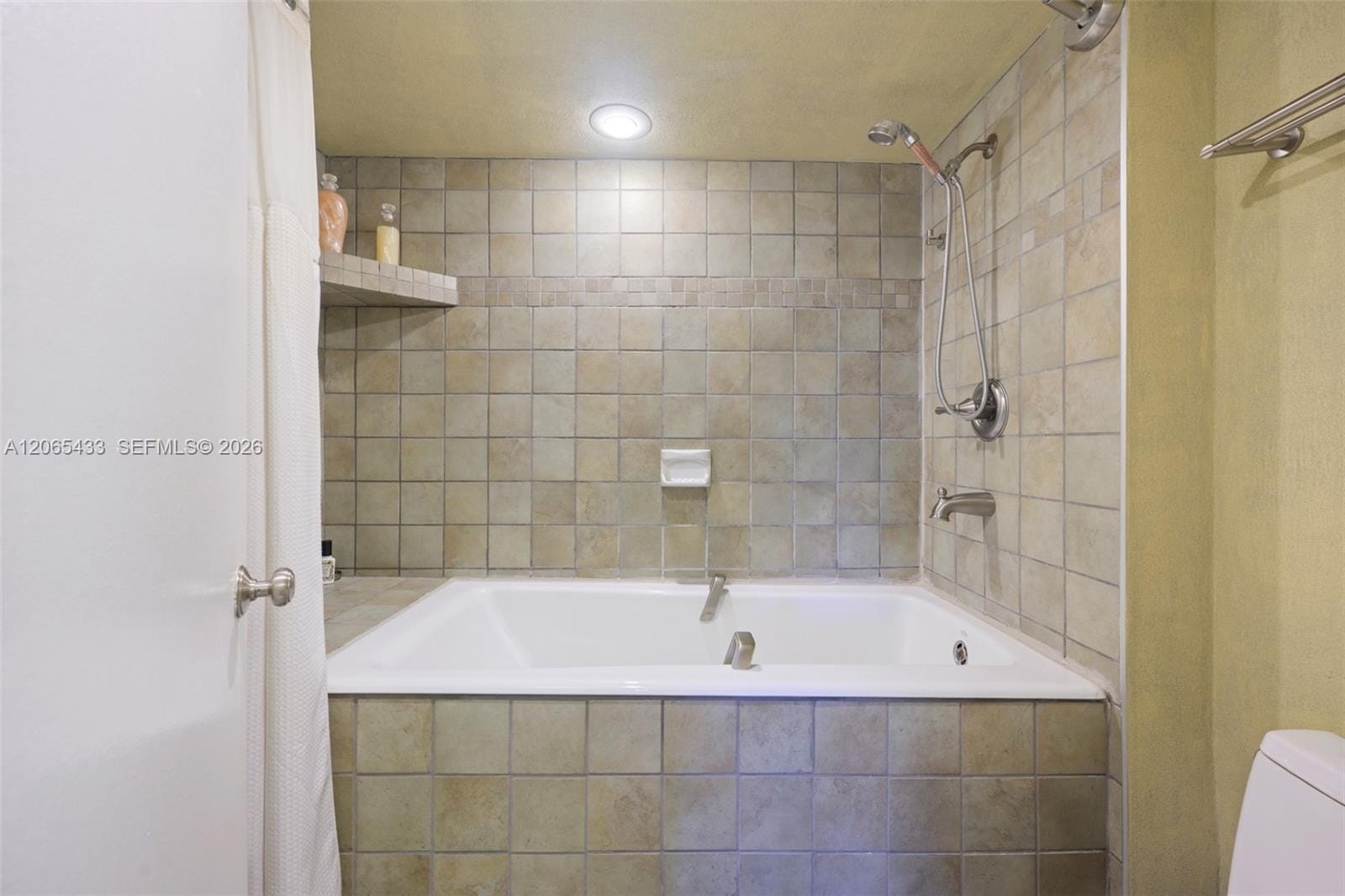 20401 NE 30th Avenue 320-8, Aventura, FL 33180 photo 18