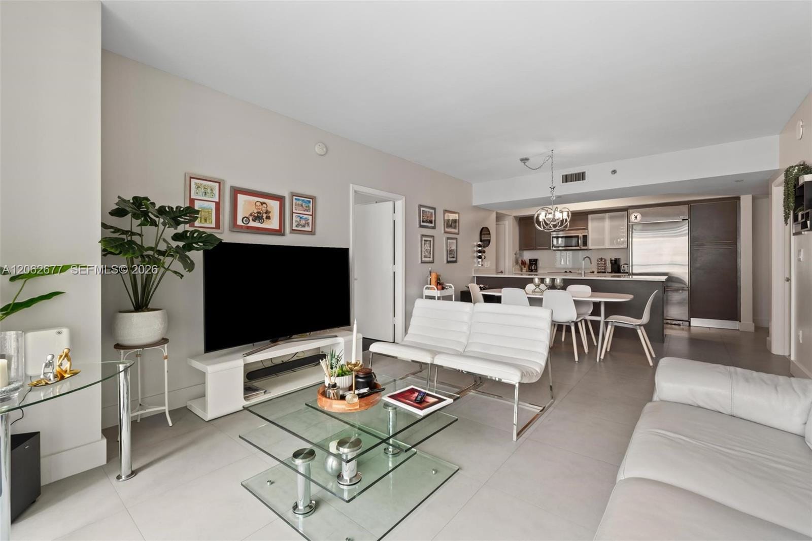 500 Brickell Avenue 1405, Miami, FL 33131 photo 21