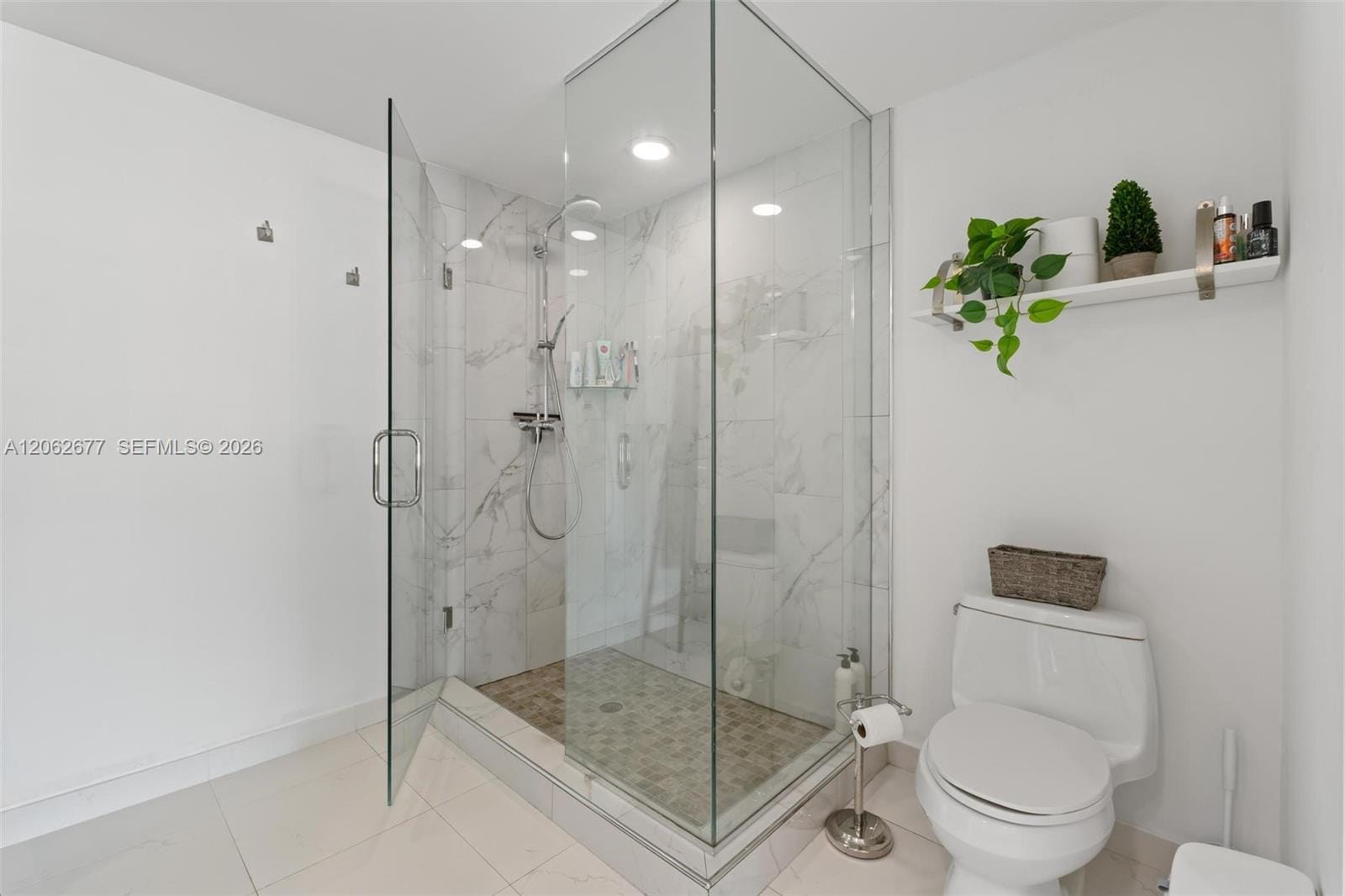 500 Brickell Avenue 1405, Miami, FL 33131 photo 27