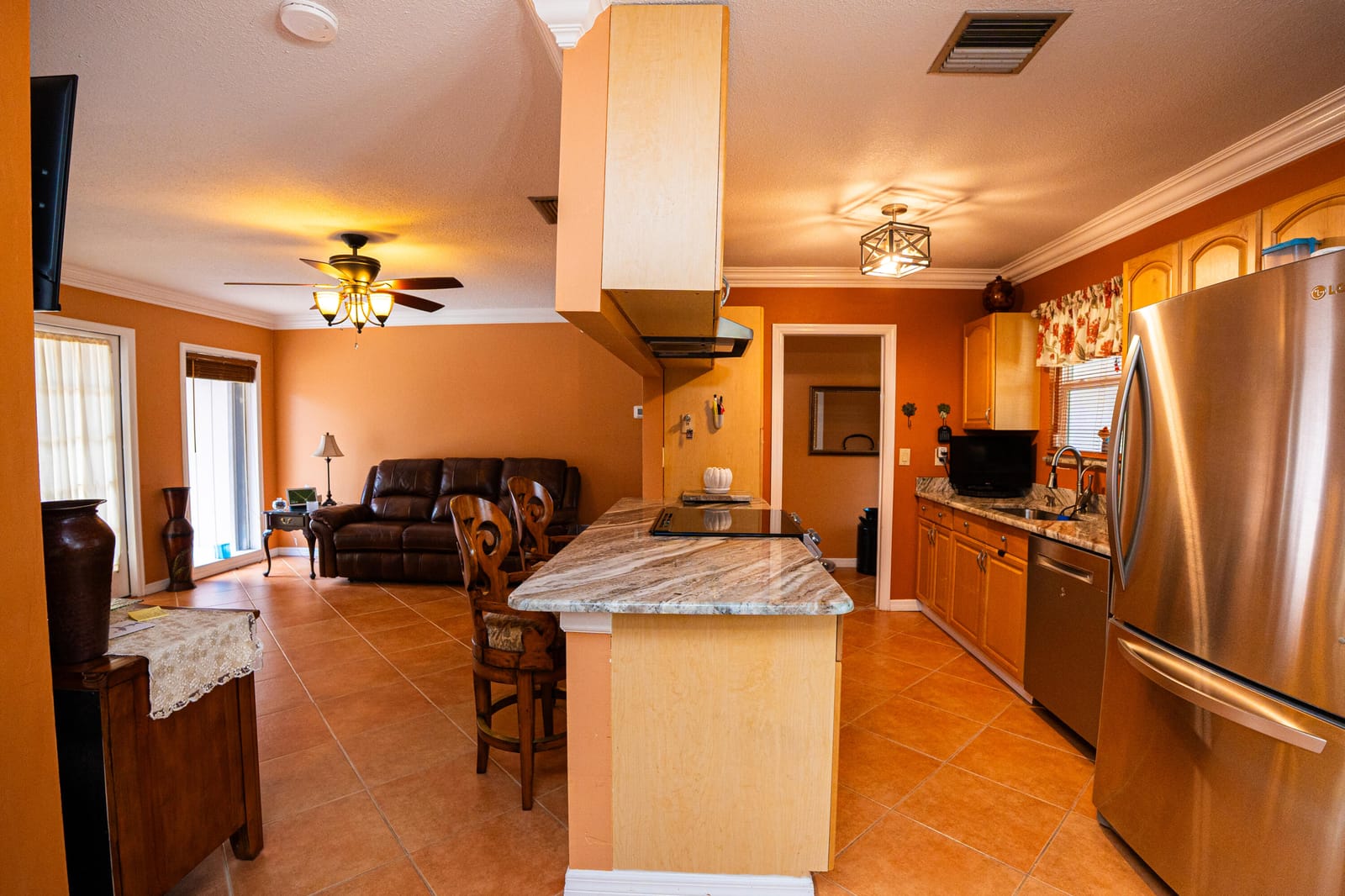 814 SE Corto Court — photo 2