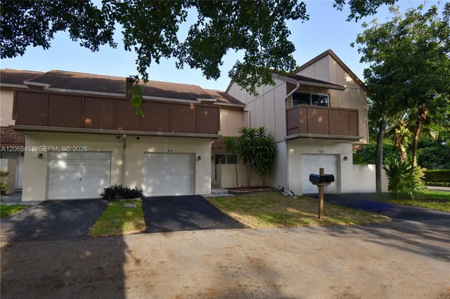 853 NW 80th Terrace 2, Plantation, FL 33324