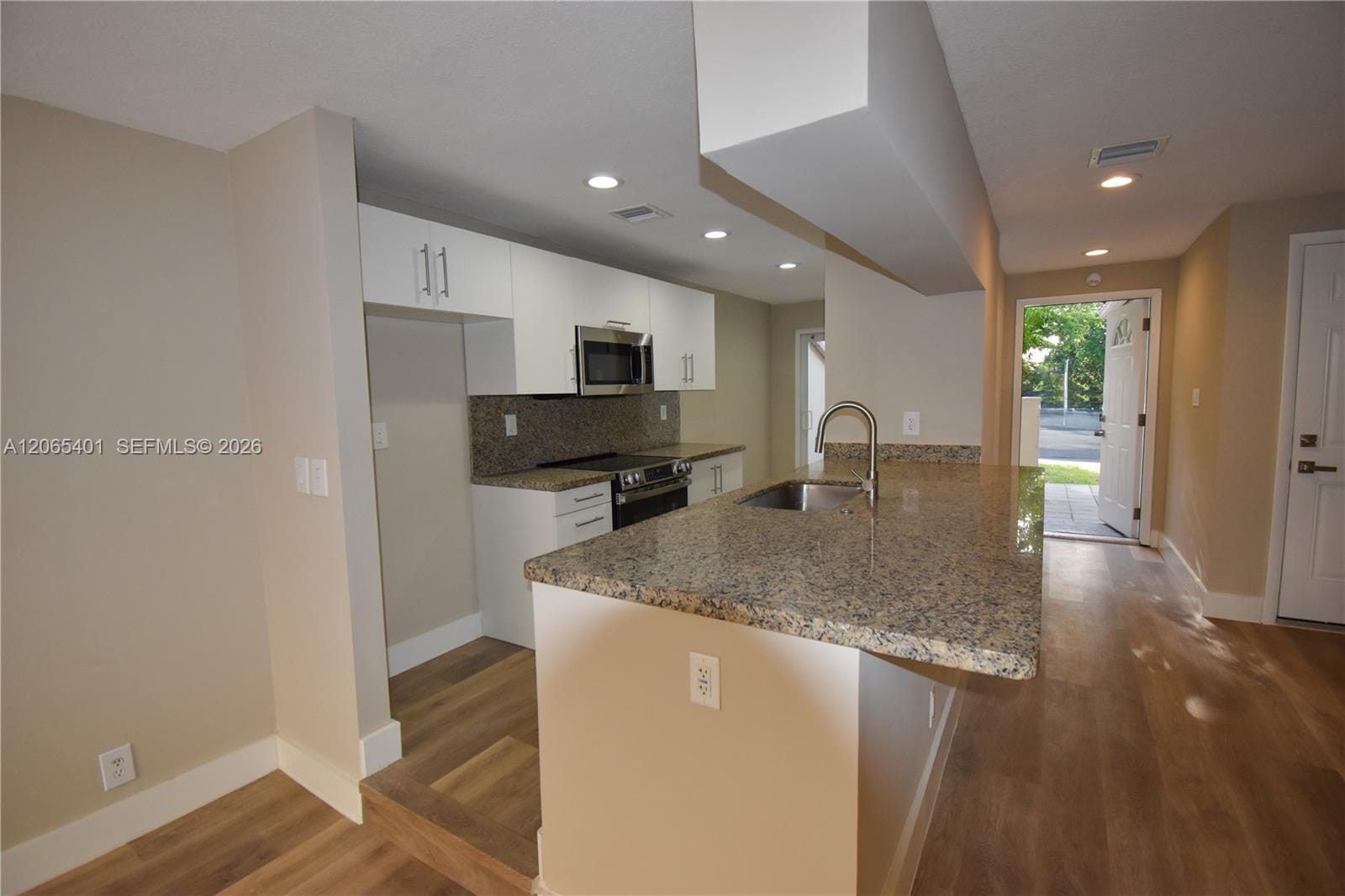 853 NW 80th Terrace 2 — photo 4