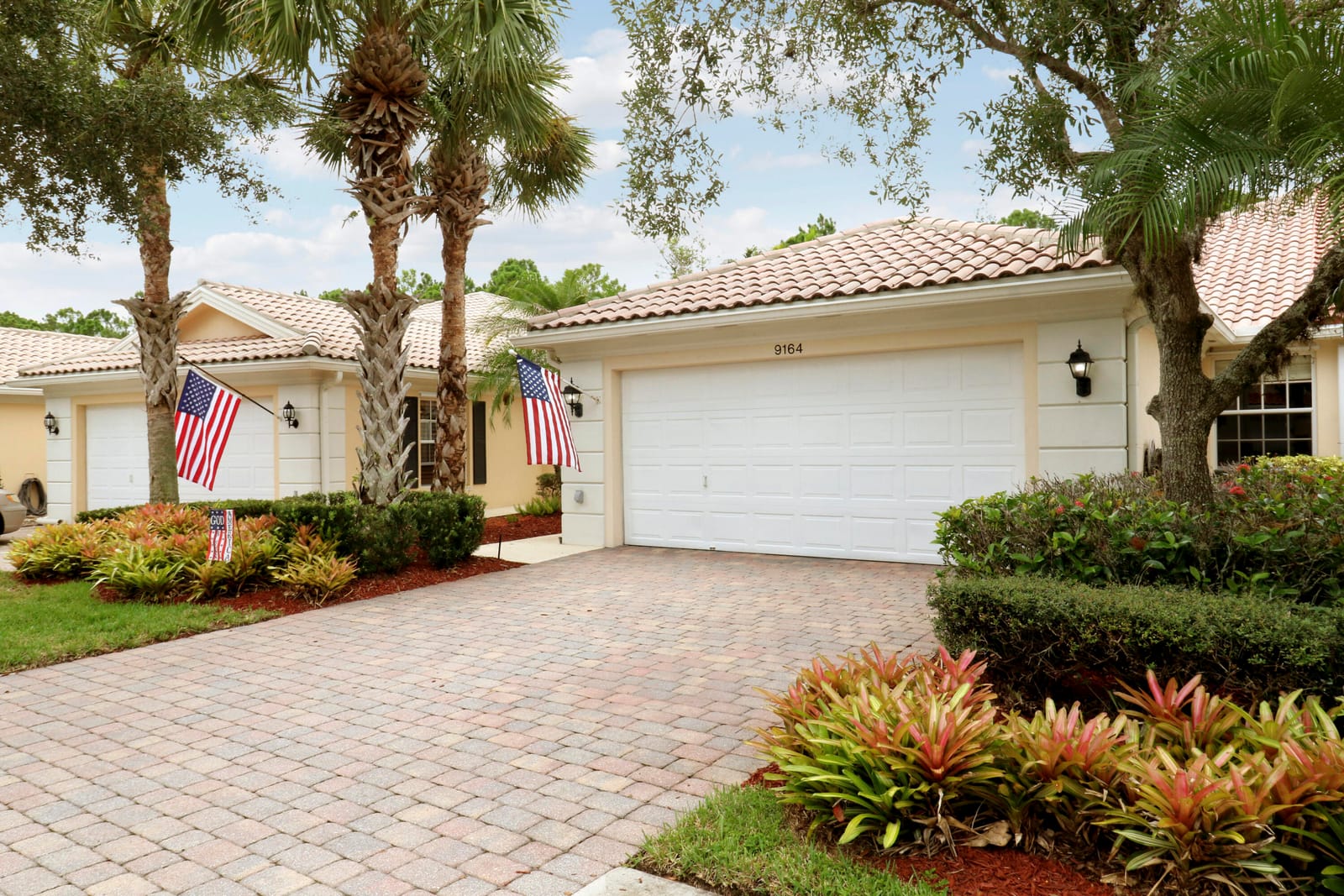 9164 SE Hawks Nest Court — photo 2