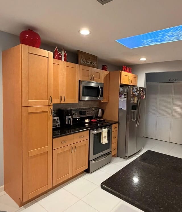 104 W ALDEA Street, sold in River Park Unit 3, Port St Lucie, FL