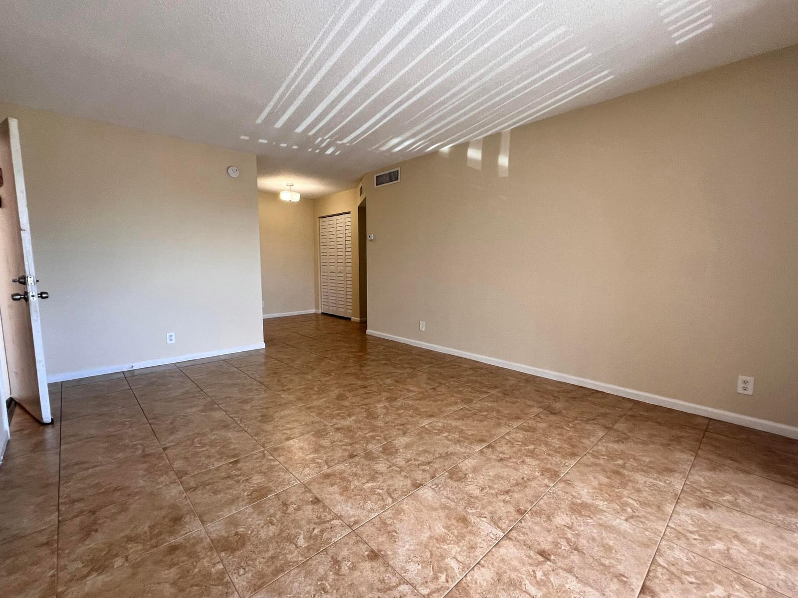 1500 N Congress Avenue B20, West Palm Beach, FL 33401 photo 1
