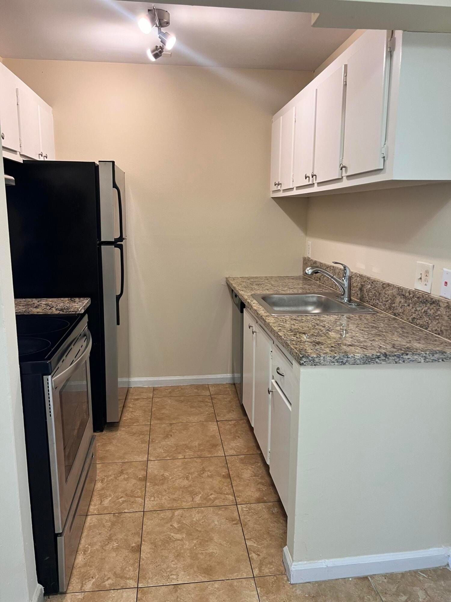 1500 N Congress Avenue B20, West Palm Beach, FL 33401 photo 6