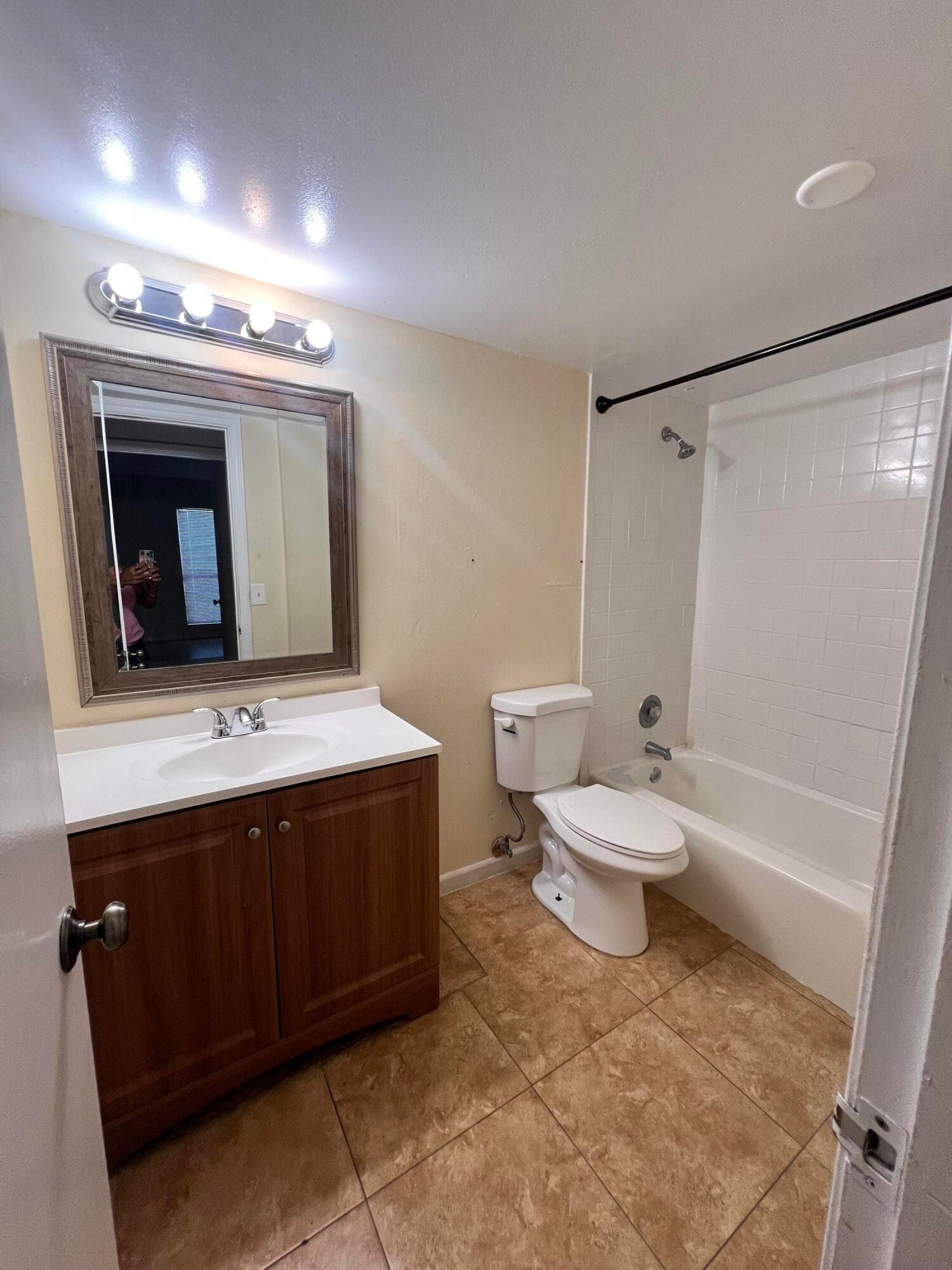 1500 N Congress Avenue B20, West Palm Beach, FL 33401 photo 9