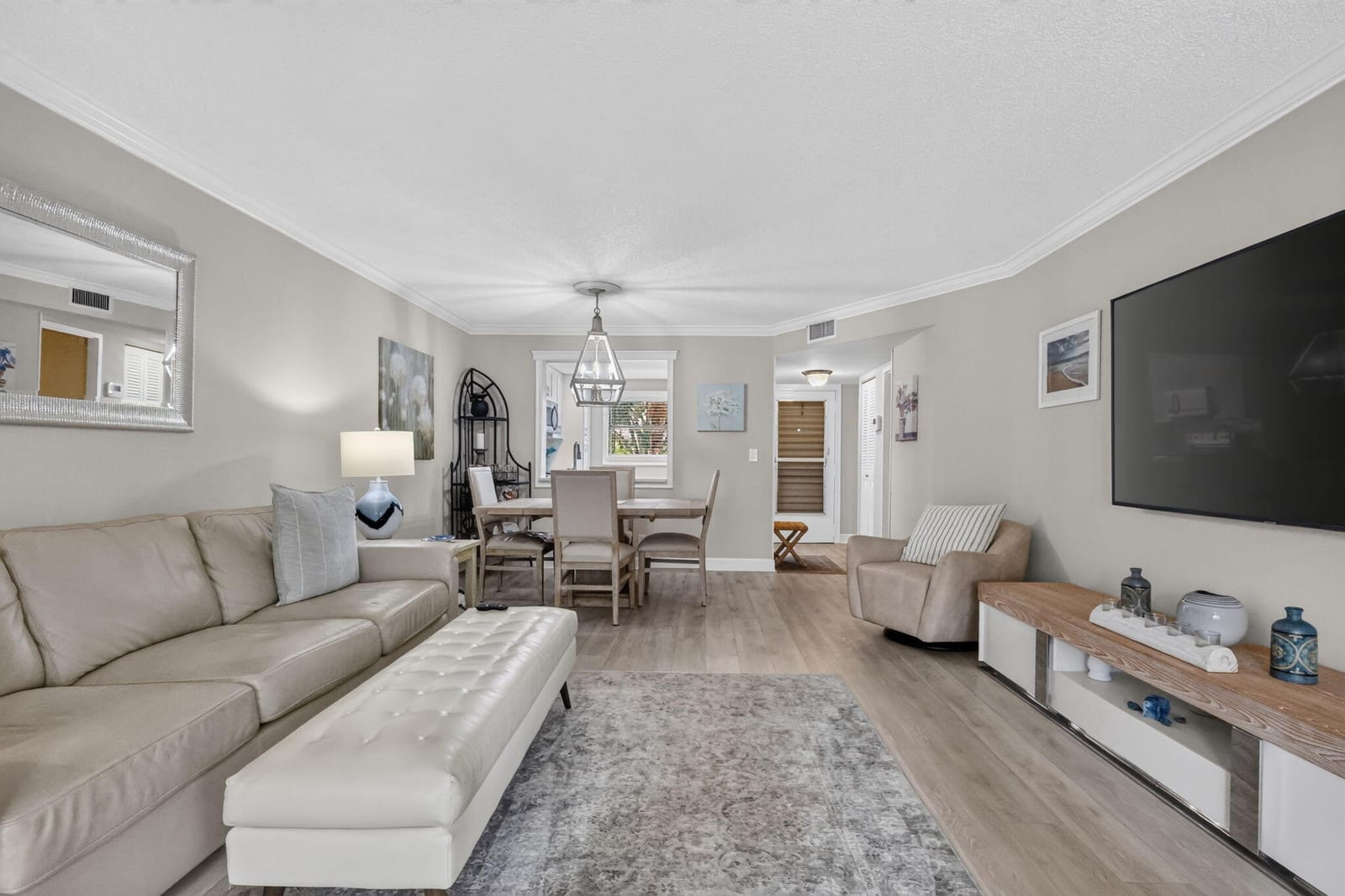 3951 Via Poinciana 209, Lake Worth, FL 33467 photo 14