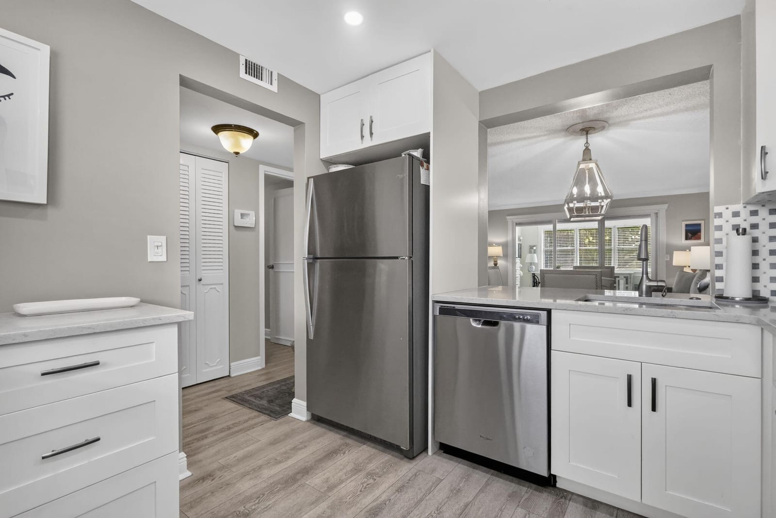 3951 Via Poinciana 209 — photo 4