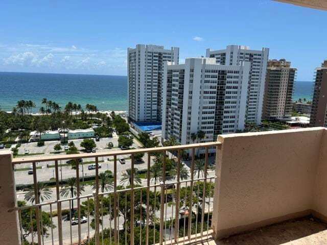 1865 S Ocean Drive 17 N — photo 2