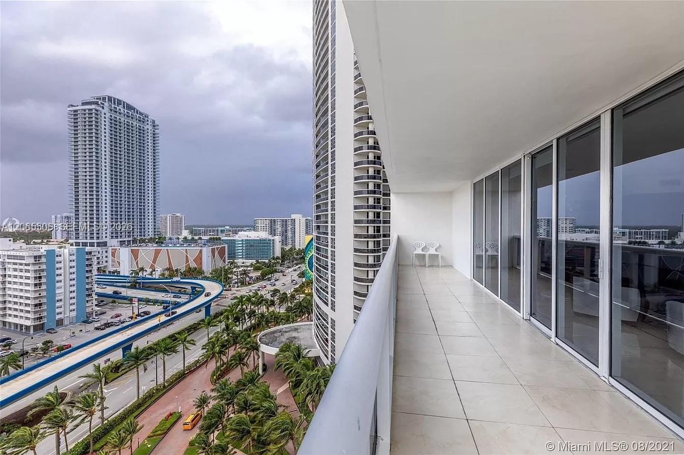 1830 S Ocean Drive 1606, Hallandale Beach, FL 33009 photo 4
