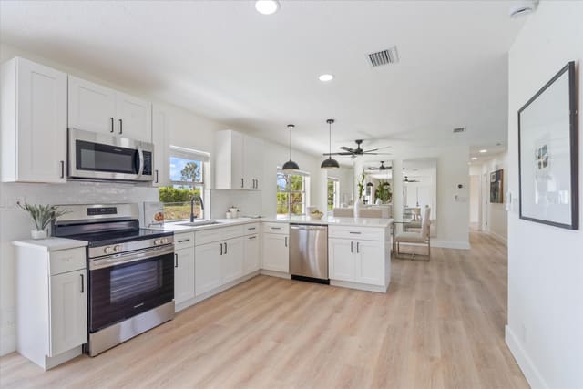 2840 DORSON Way, Delray Beach, FL 33445