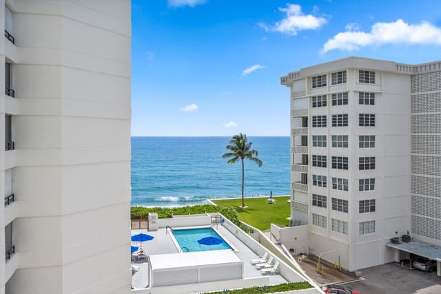3560 S OCEAN Boulevard 607, South Palm Beach, FL 33480