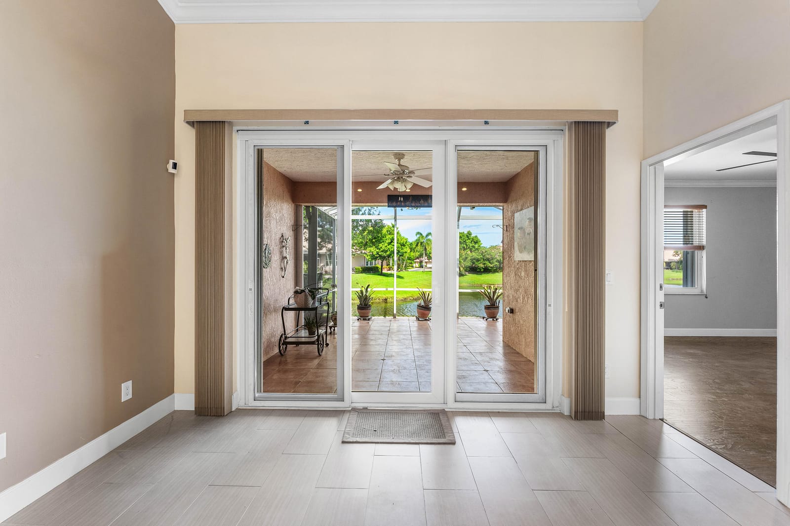 315 CORAL TRACE Lane — photo 11