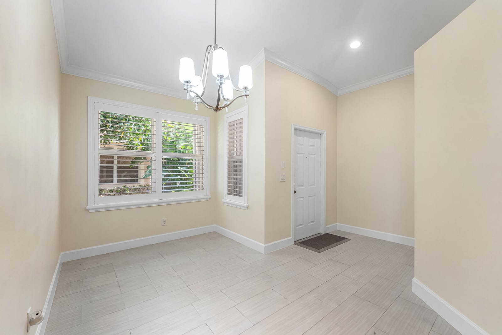 315 CORAL TRACE Lane — photo 4