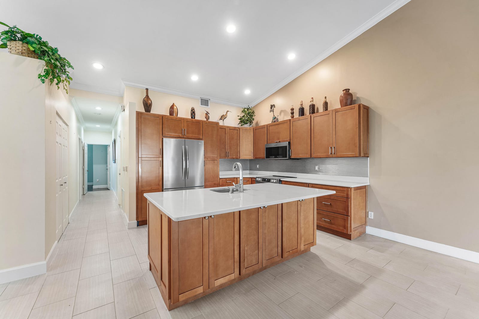 315 CORAL TRACE Lane — photo 7