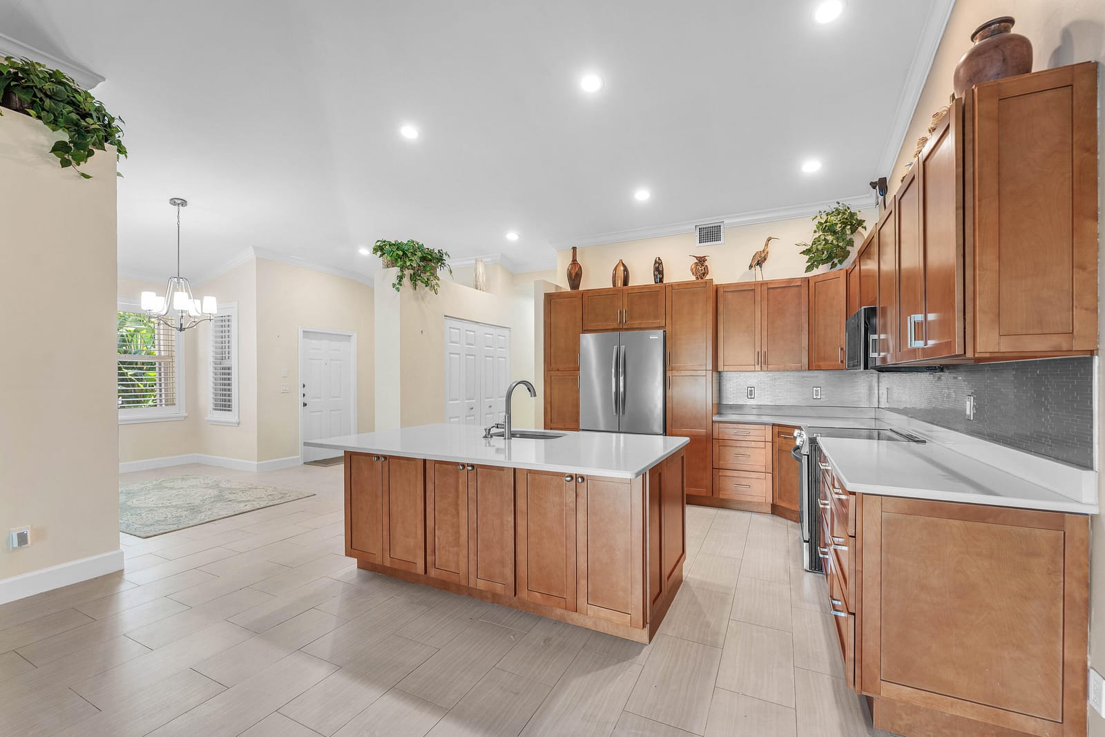 315 CORAL TRACE Lane — photo 8