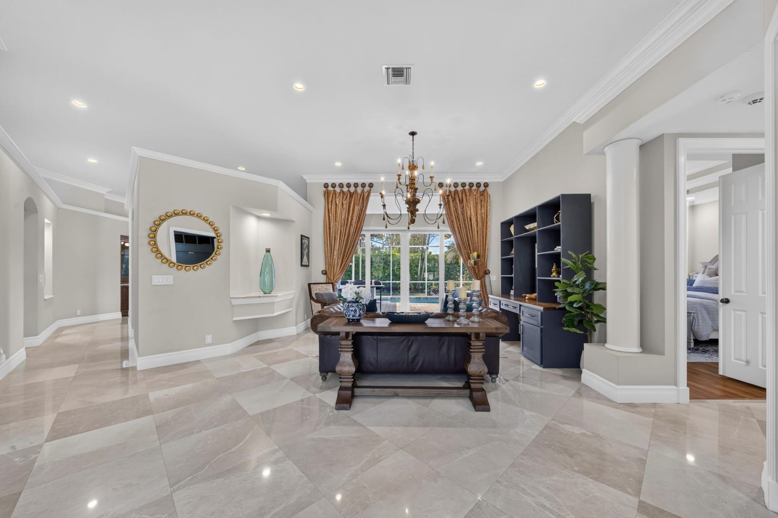 10506 NW 66th Street — photo 3