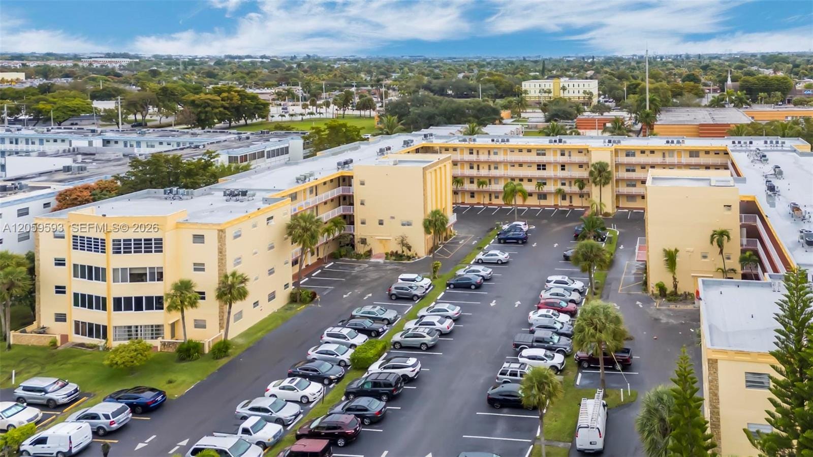 3990 NW 42nd Avenue 403, Lauderdale Lakes, FL 33319 photo 16