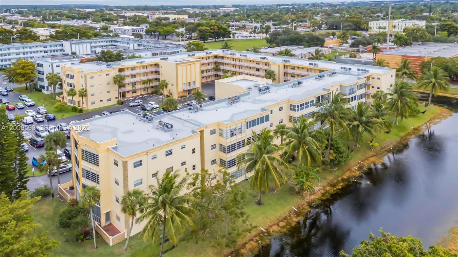 3990 NW 42nd Avenue 403, Lauderdale Lakes, FL 33319 photo 23