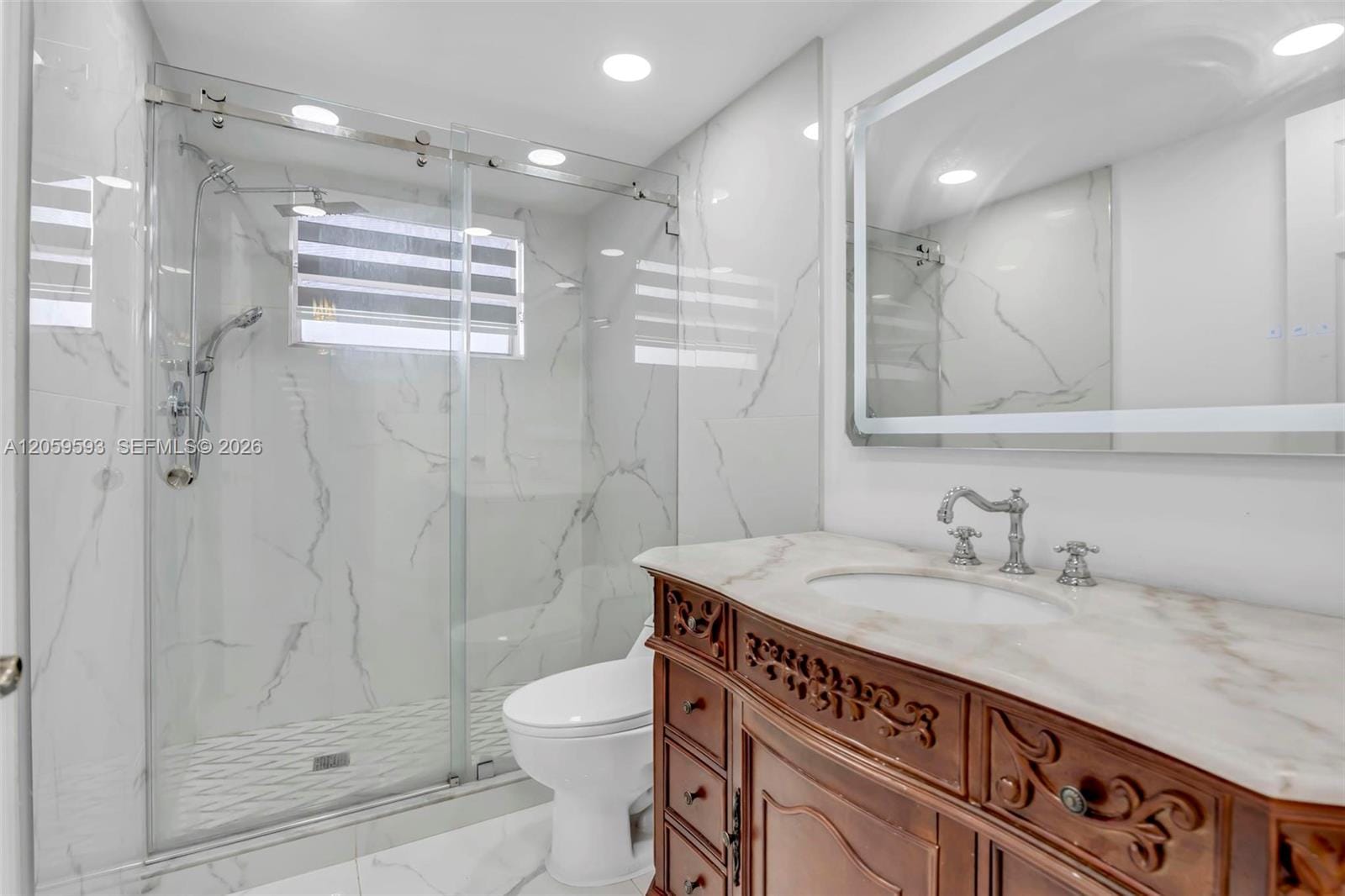 3990 NW 42nd Avenue 403, Lauderdale Lakes, FL 33319 photo 6