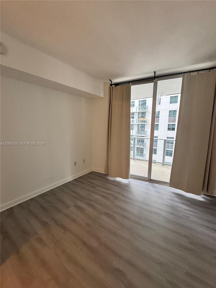 1010 SW 2nd Avenue 607 — photo 2