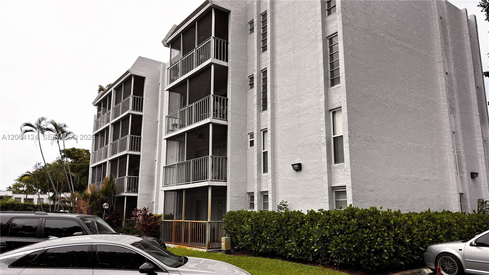 483 N Pine Island Road C305 — photo 2