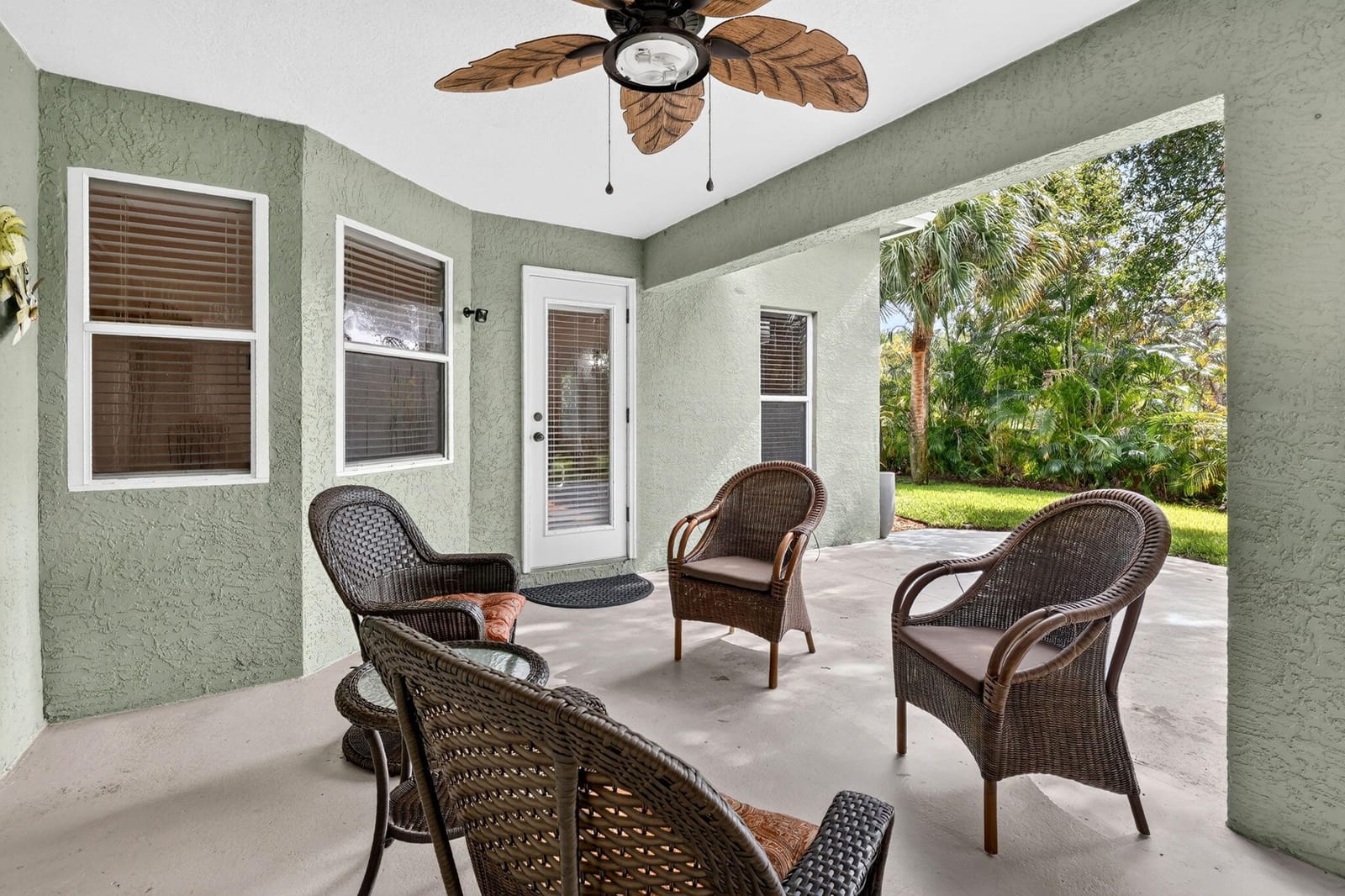3913 58TH Circle, Vero Beach, FL 32966 photo 25