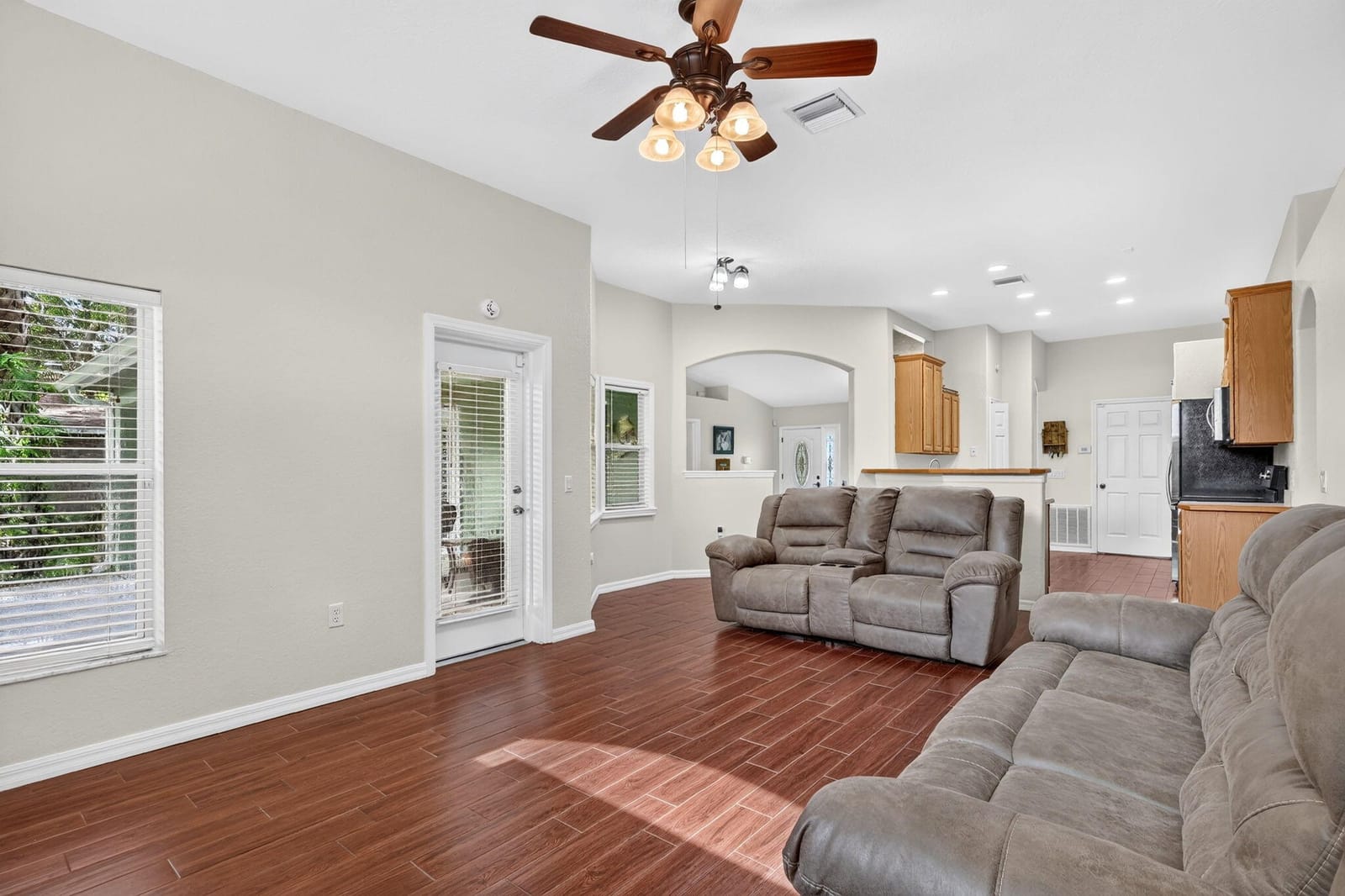 3913 58TH Circle, Vero Beach, FL 32966 photo 6