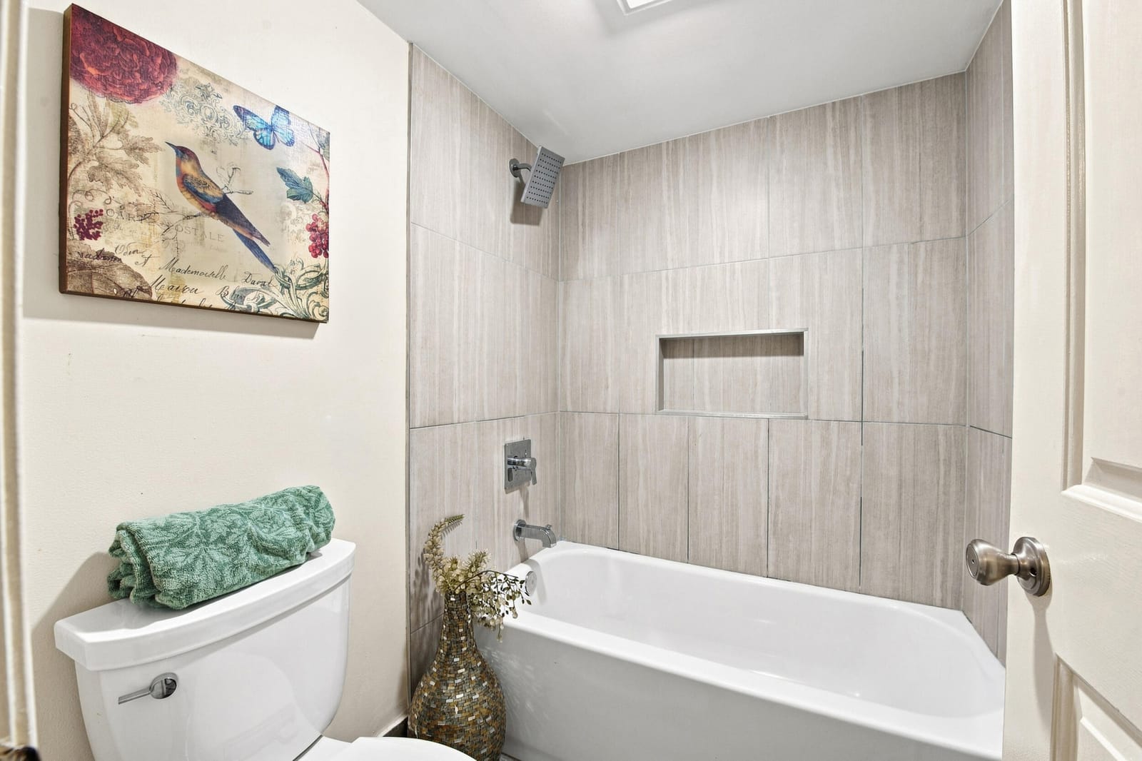 126 WEYBRIDGE Circle B — photo 10