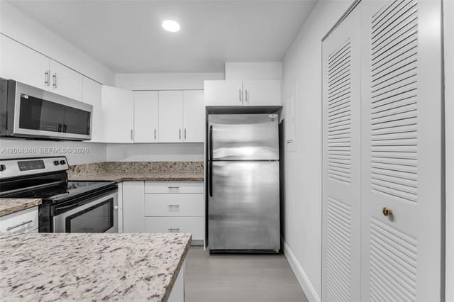 15416 SW 85th Terrace 180, sold in ZIP 33193, Miami, FL