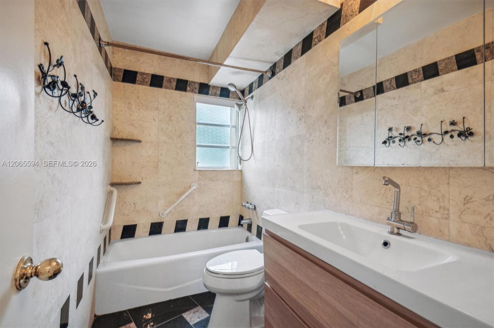 619 NE 14th Avenue 101 — photo 12