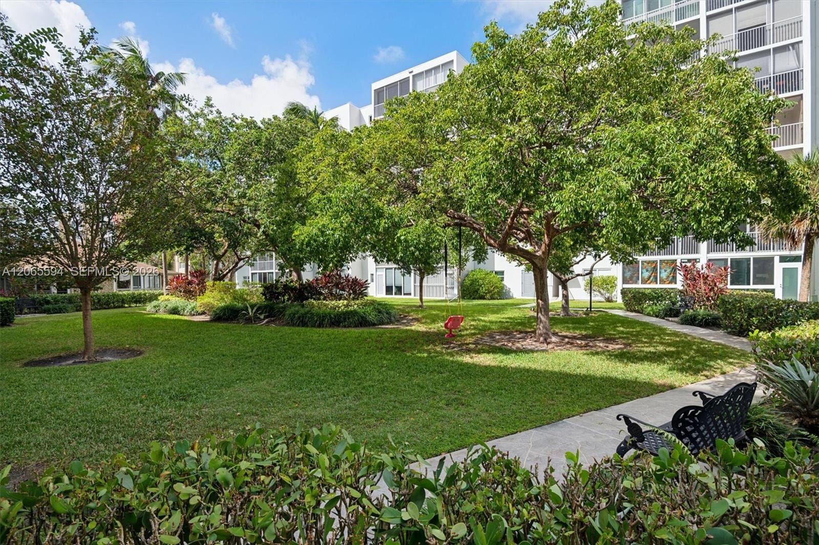 619 NE 14th Avenue 101, Hallandale Beach, FL 33009 photo 19