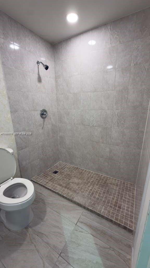 1671 W 37th Street 1, Hialeah, FL 33012 photo 9