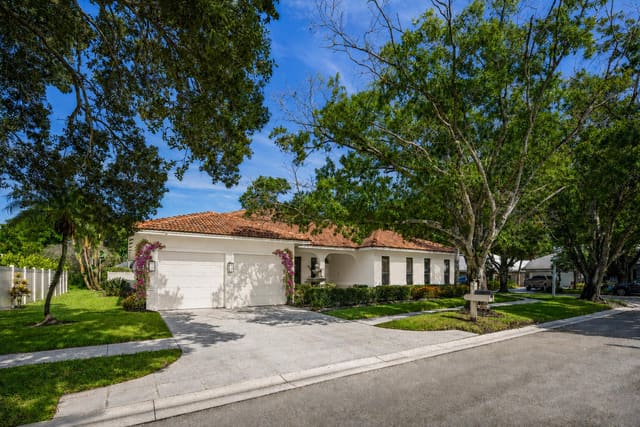 18951 Painted Leaf Court, sold in Shores 2, Jupiter, FL