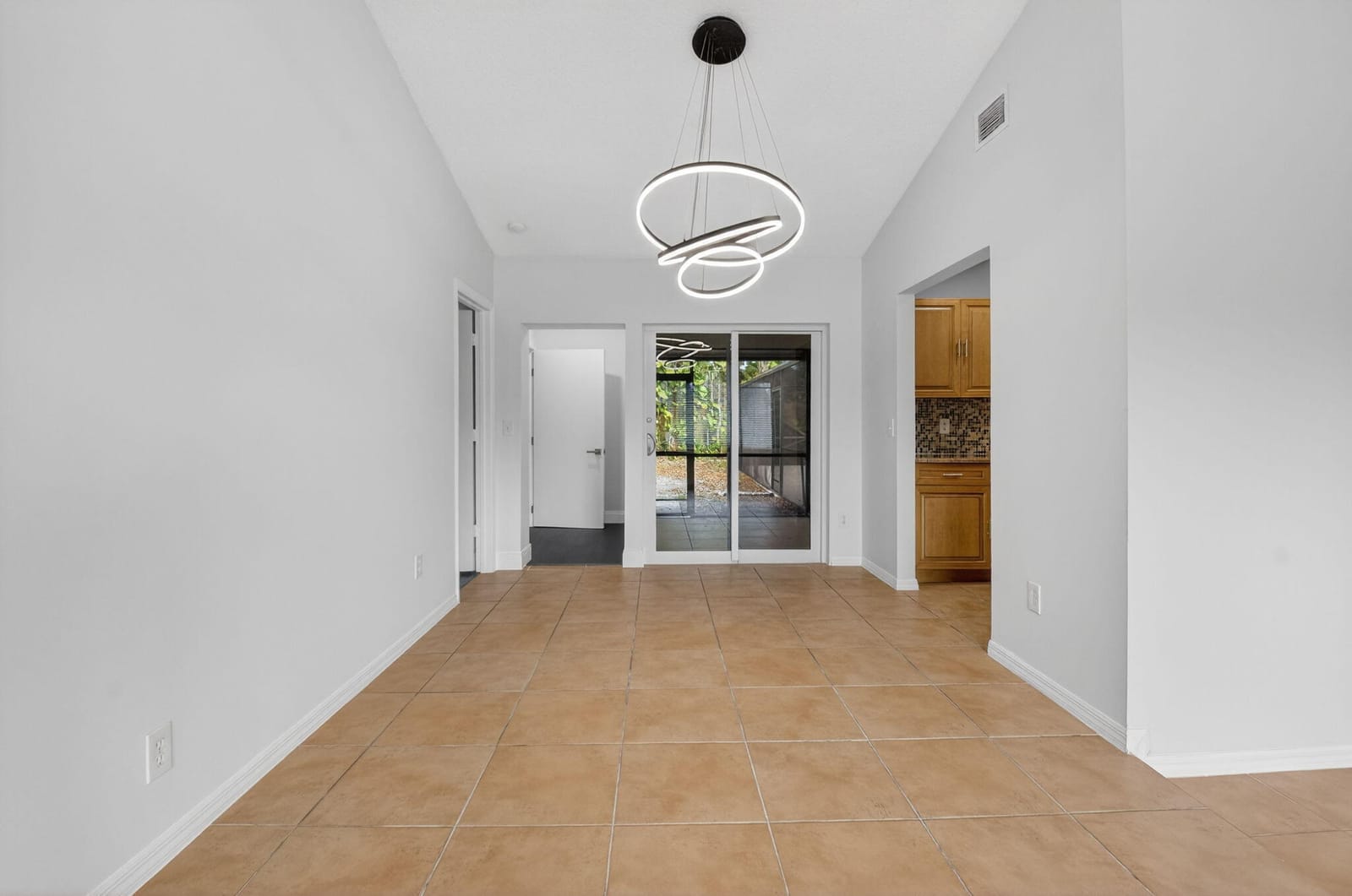 4135 Bay Laurel Way — photo 11