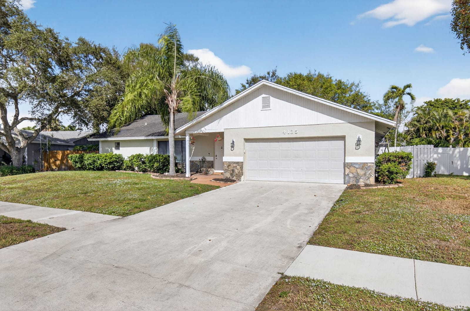 4135 Bay Laurel Way — photo 3