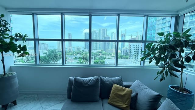 3301 NE 1st Avenue H1102, Miami, FL 33137