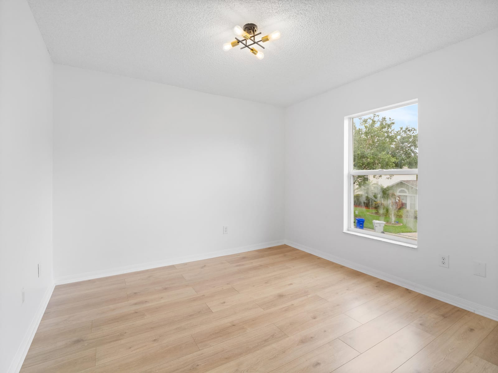 1204 25TH Terrace SW, Vero Beach, FL 32968 photo 13