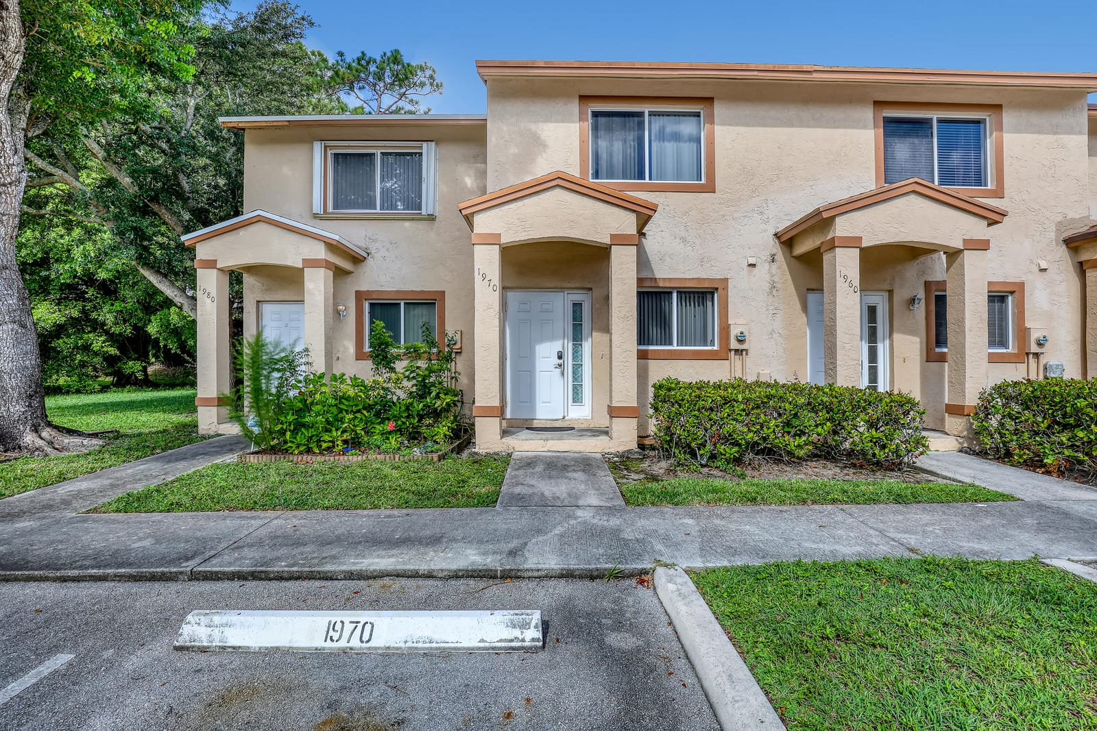 1970 LAKEVIEW Drive W, Royal Palm Beach, FL 33411 photo 3