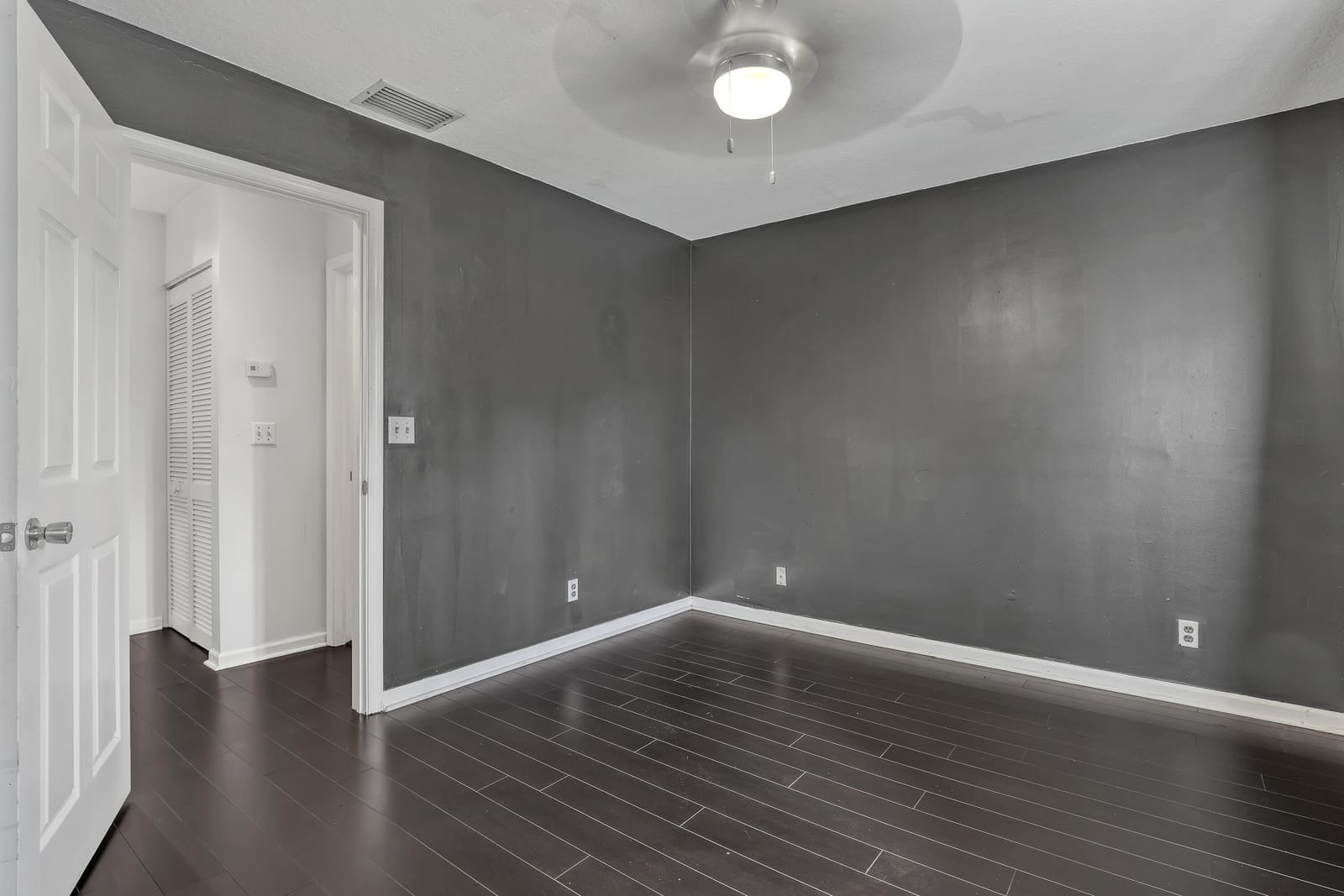 1970 LAKEVIEW Drive W, Royal Palm Beach, FL 33411 photo 27