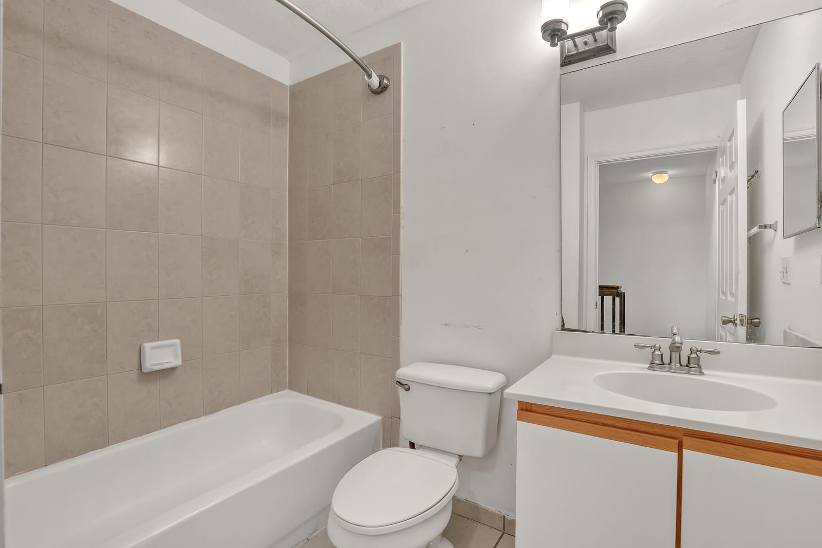 1970 LAKEVIEW Drive W, Royal Palm Beach, FL 33411 photo 28