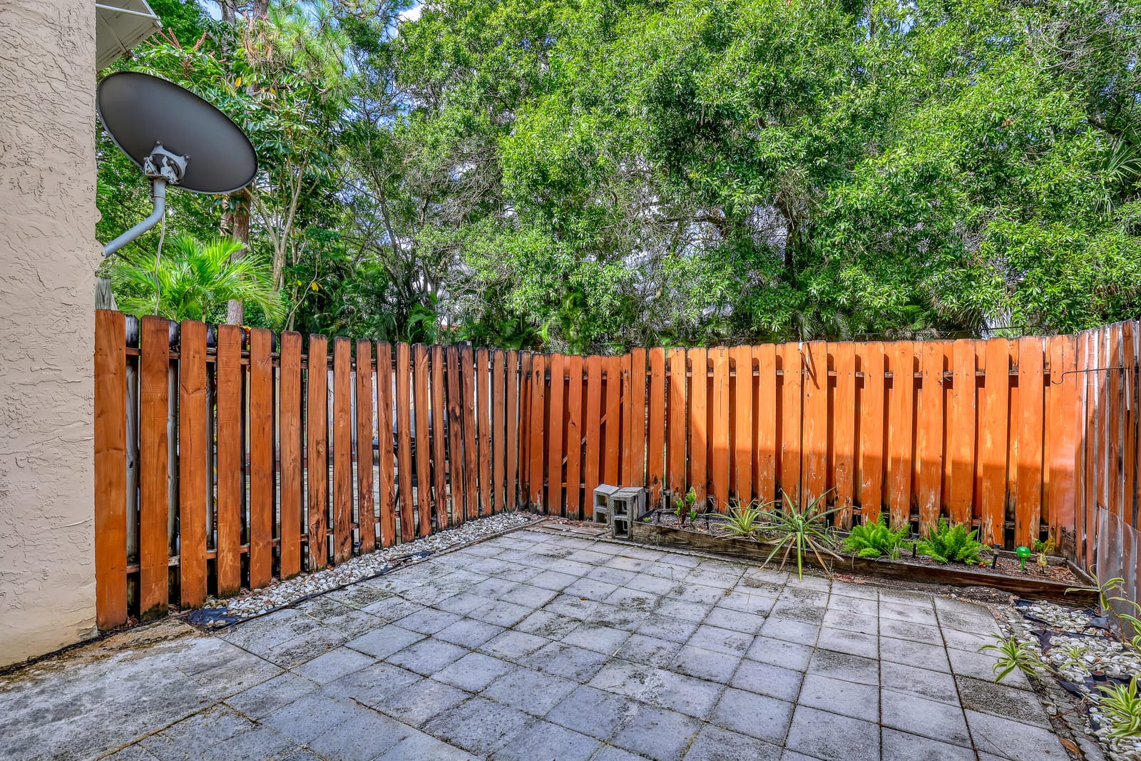 1970 LAKEVIEW Drive W, Royal Palm Beach, FL 33411 photo 29