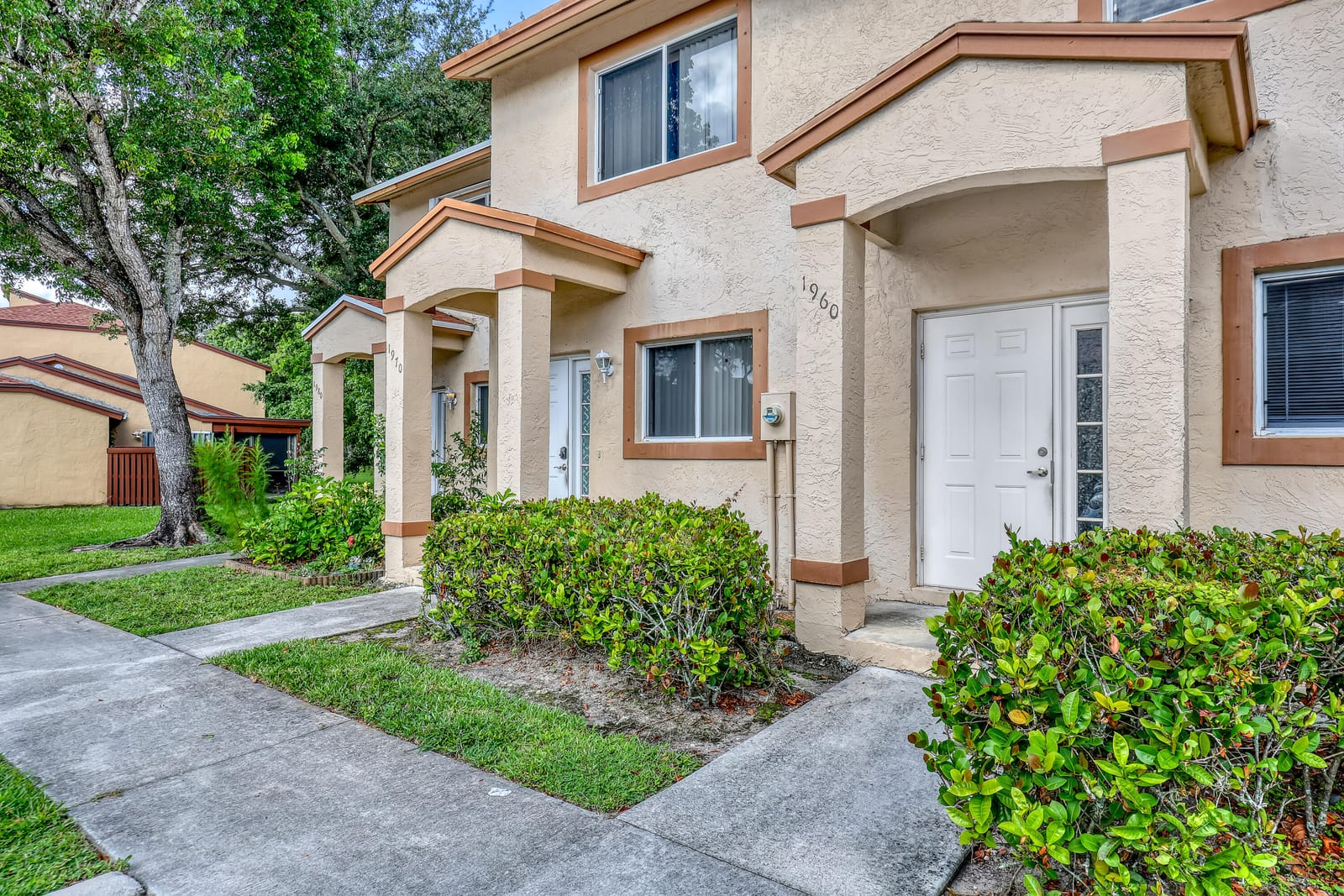1970 LAKEVIEW Drive W, Royal Palm Beach, FL 33411 photo 4
