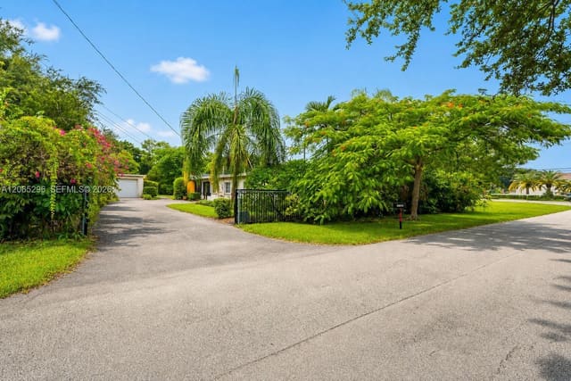 11624 SW 93rd Street, sold in ZIP 33176, Miami, FL