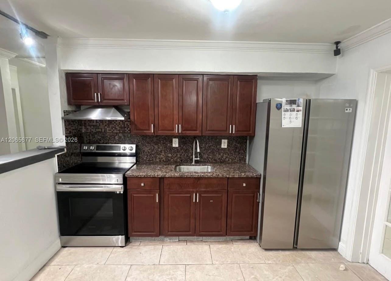 120 NE 185th Terrace 120 — photo 6