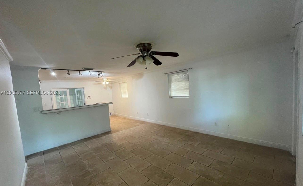 120 NE 185th Terrace 120 — photo 9