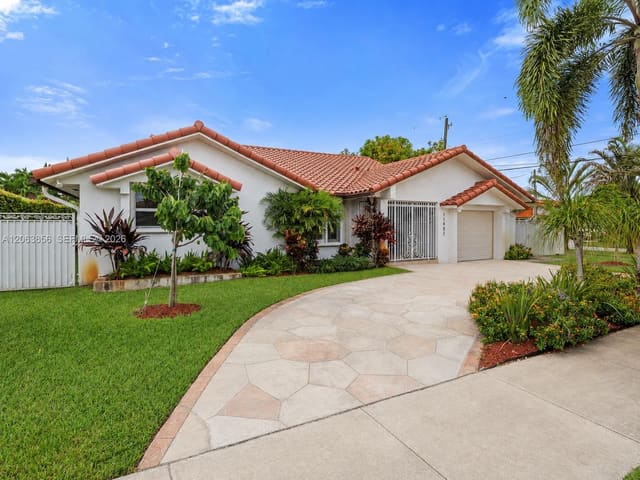 11482 SW 28th Terrace, Miami, FL 33165
