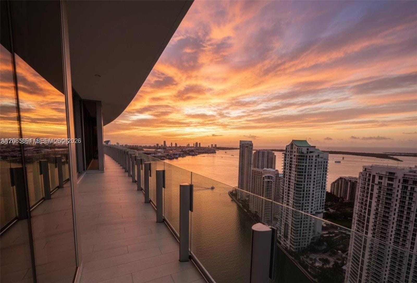 300 Biscayne Boulevard Way 4201E, Miami, FL 33131 photo 14
